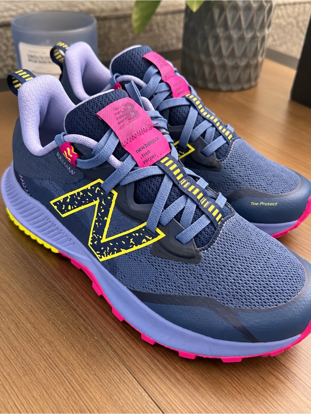 New Balance DynaSoft Nitrel V4 Trail Running Shoes Women’s 8 Blue Pink